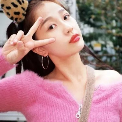 奔跑的修女海报