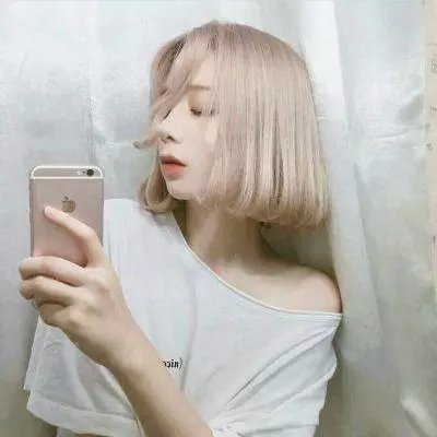 梦女孩海报